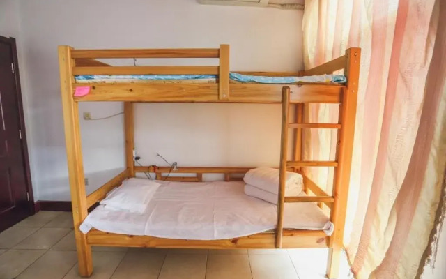 Xindeqing Youth Hostel