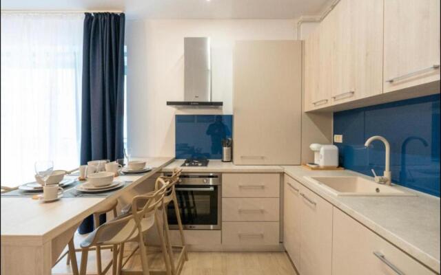 LOTUS Studios - Apart 43