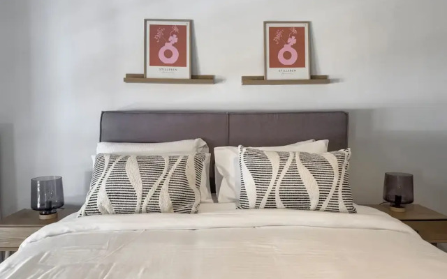 Phaedrus Living Koukaki Verdant Marble