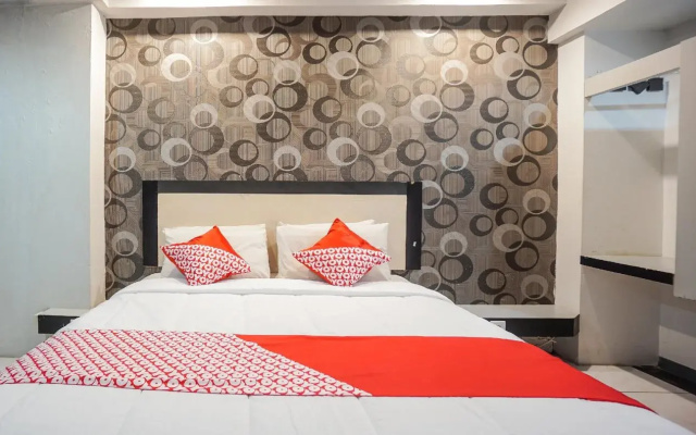 OYO 1318 Hotel Prince Boulevard