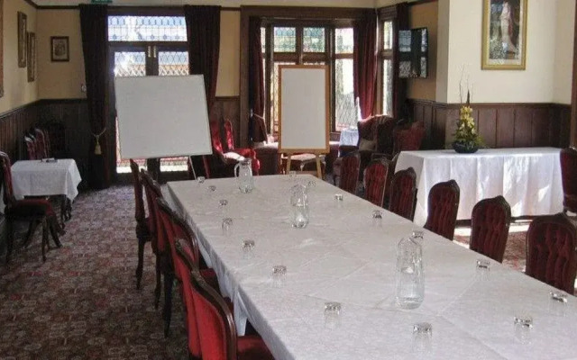 Eliza's Manor
