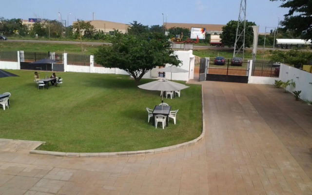 Accra Luxury Lodge