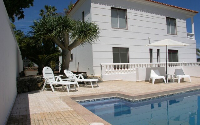 Villa Vista La Quinta + Heatable Pool + Free Wifi + bbq