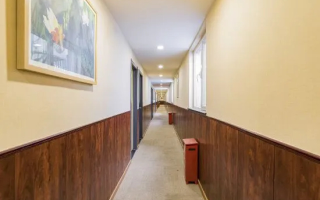Super 8 Hotel (Beijing Metro Station) – Hotel Rooms – Beijing