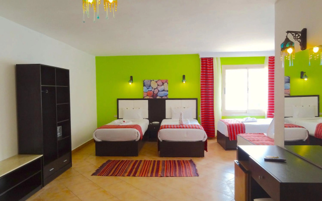 Naama Blue hotel