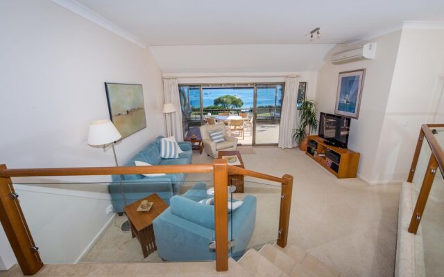 A Yachtsmans Rest Unit 4, 37 Victoria Parade