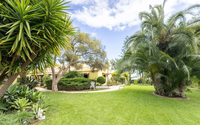 Splendid Penina Country House Retreat