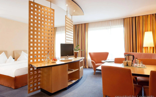 Vienna House by Wyndham Remarque Osnabrück