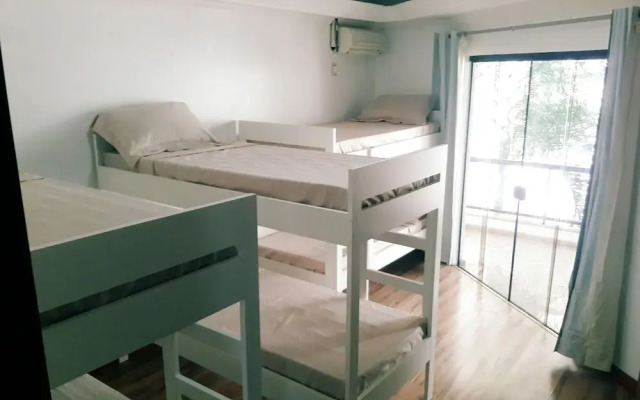 Your Hostel e Bolaria