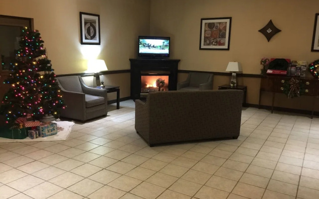 Clarion Hotel And Pocono Resort