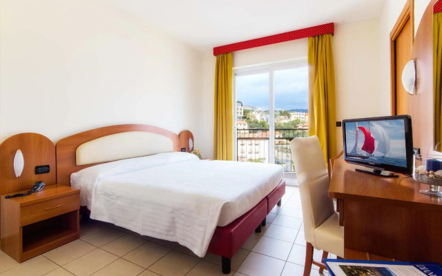 Piccolo Hotel
