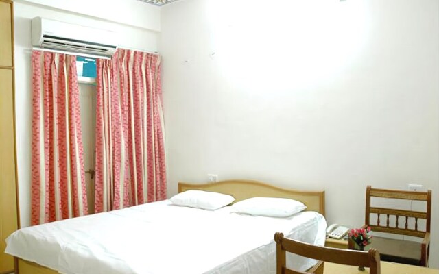 HRS Hotel Royal Sanj