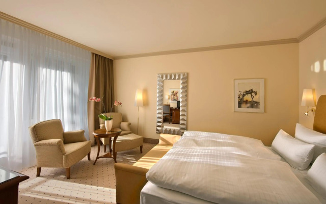 Bernstein Villa Kastania