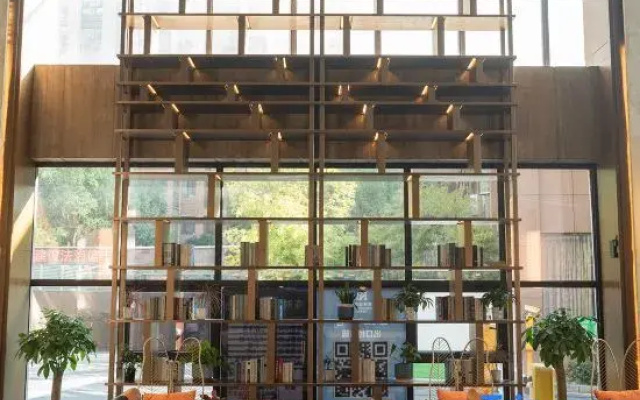 Conrab International Hotel