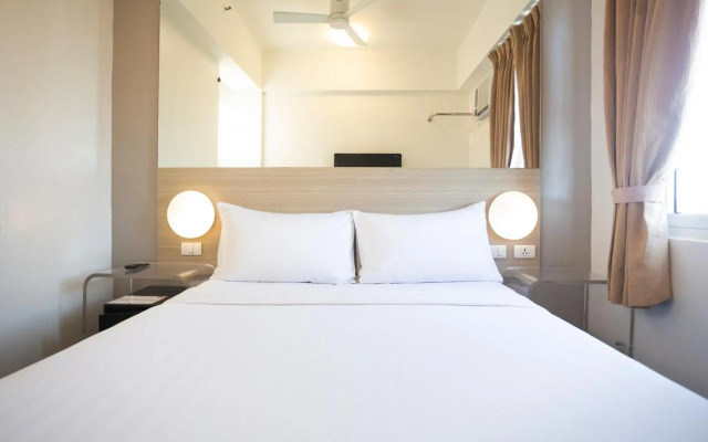 Red Planet Makati Avenue Manila