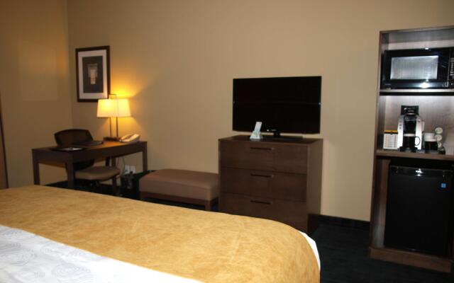 Best Western Plus Winnipeg West