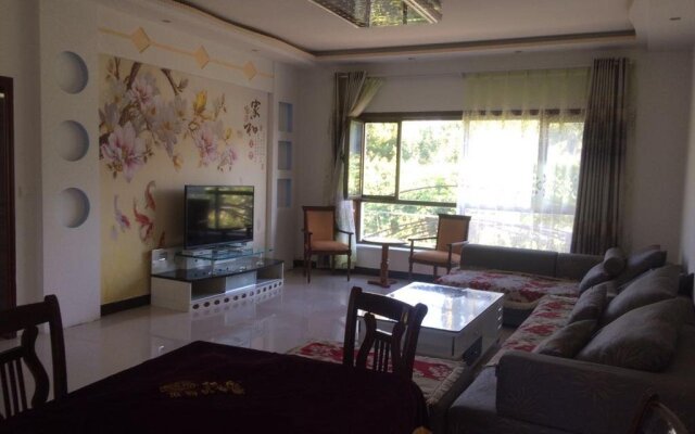 Dunhuang Hu Yang Inn