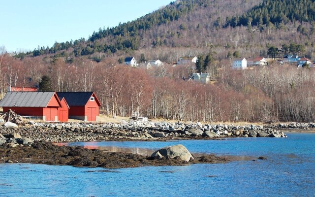 4 Star Holiday Home in Tomrefjord