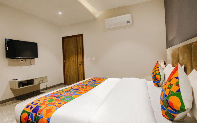 Fabhotel Prime K9 Grand