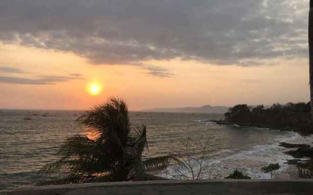Bayu Amrta Hotel & Restaurant