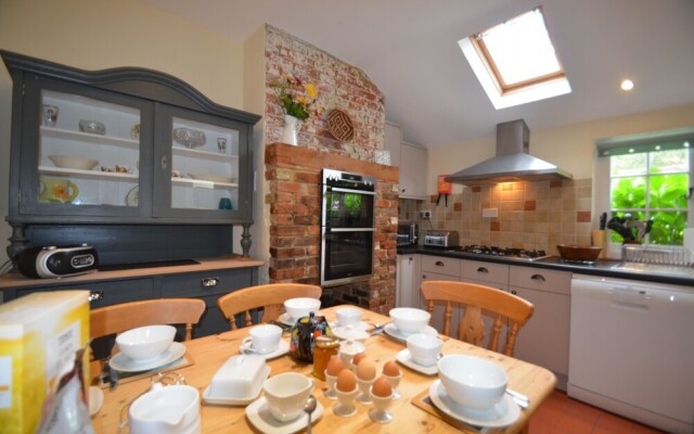 Rosemead Cottage