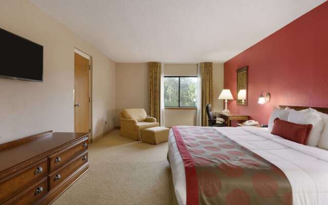 Ramada by Wyndham Raleigh