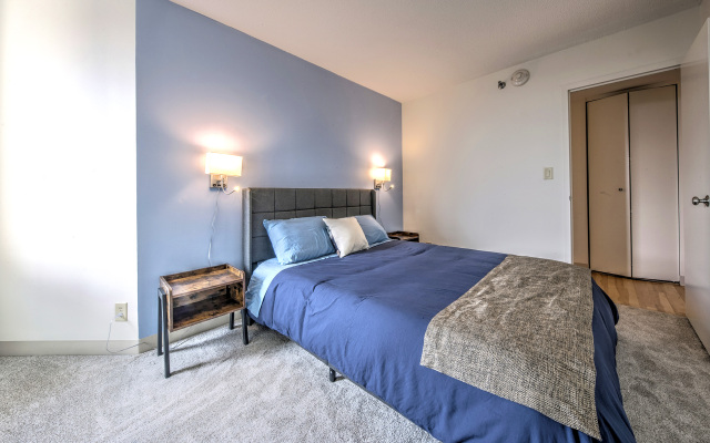 Upscale Apt with everything you need!