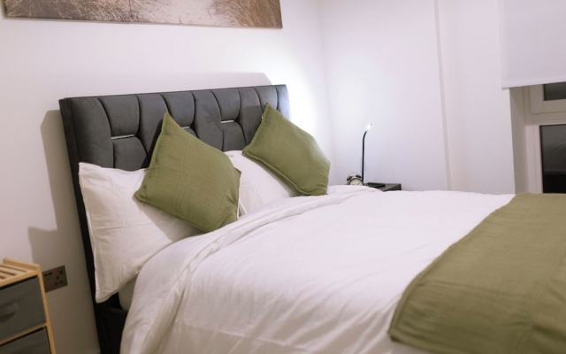 Charming 2-bedroom Apartment in West Midlands With Modern Amenities
