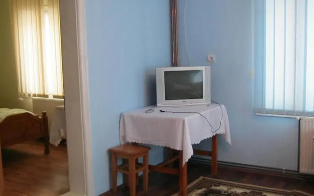 Pensiunea Poienita 2