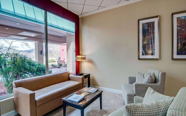 Quality Inn Roanoke Airport