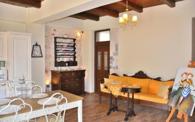 Luxury Suites in Panormo
