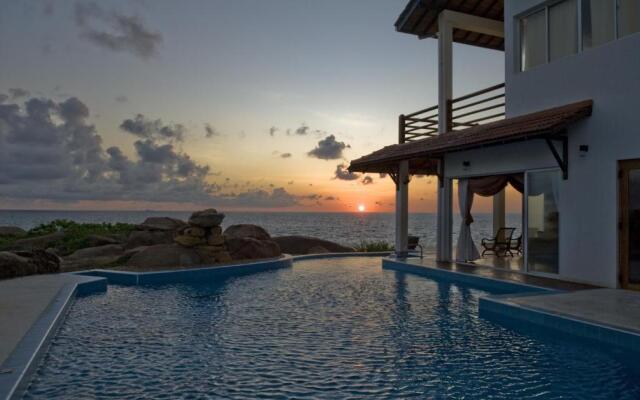 Land's End Villa