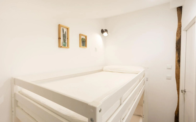 Torrontero con vistas al mar