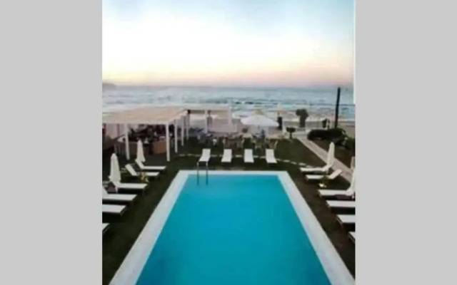 Havana 2 Luxury sea and pool