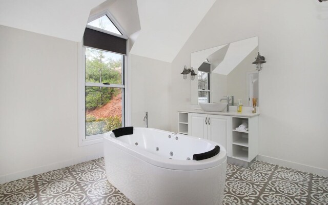 Beyond Bliss - Guesthouse 1