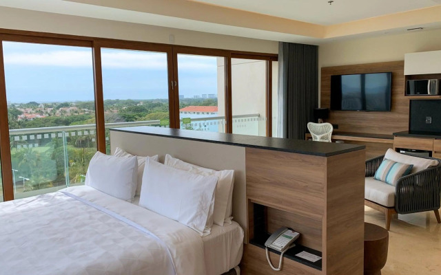 Holiday Inn & Suites Puerto Vallarta Marina & Golf by IHG