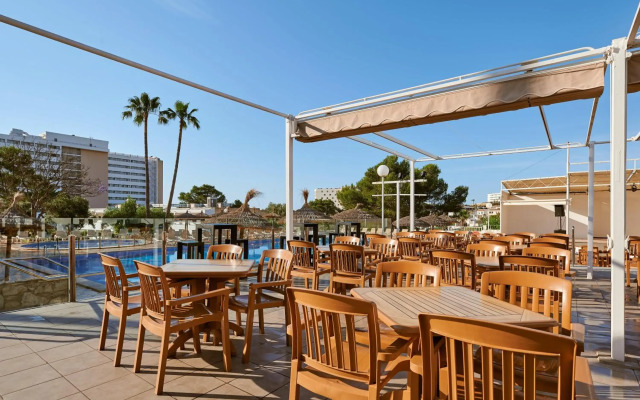 AluaSun Cala Antena – All Inclusive