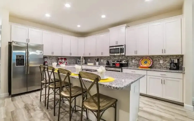 4706 Sleepy Hollow Drive