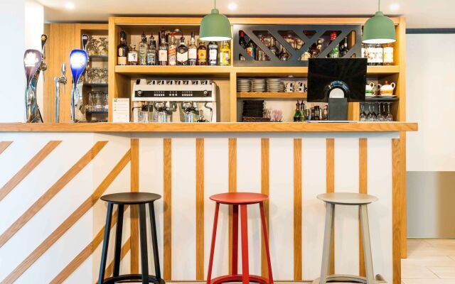 ibis Styles Rouen Val De Reuil