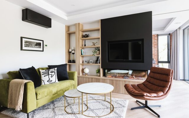 The Cliffe at the Quay