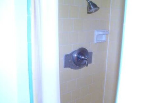 Gables Motel