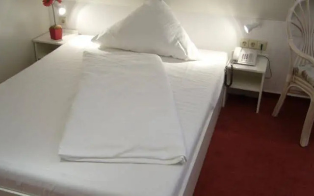 Relax Hotel & SPA Stuttgart