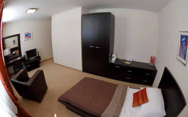 Aston Business Hotel