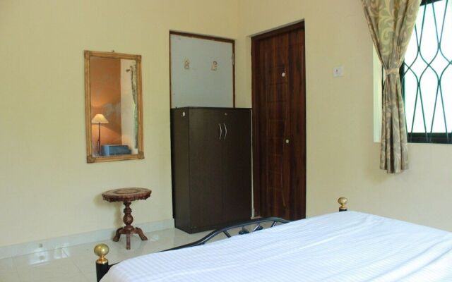 OYO 9358 Home Designer 1BHK Candolim