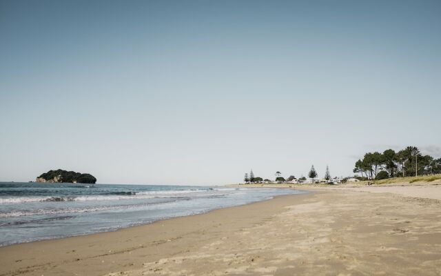 Surf N Stay Whangamata - Hostel