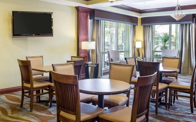 Comfort Suites Harvey - New Orleans West
