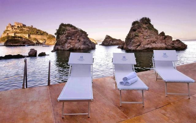 Strand Hotel Terme Delfini