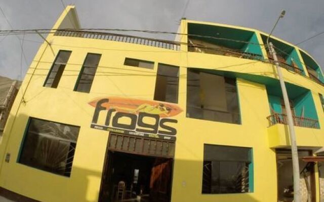 Frogs Surf Hostel Huanchaco