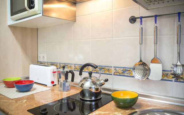 4 Seasons La Rosaleda Apartment