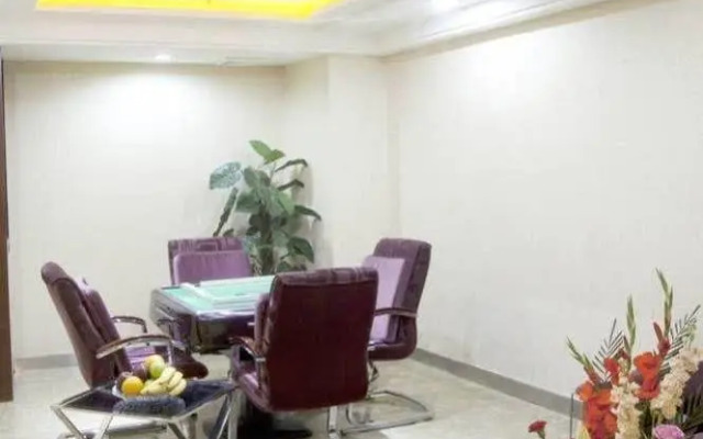 Shuanglong Plaza Hotel
